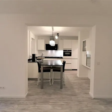 Riverside: Messe/business/fewo * Leichlingen