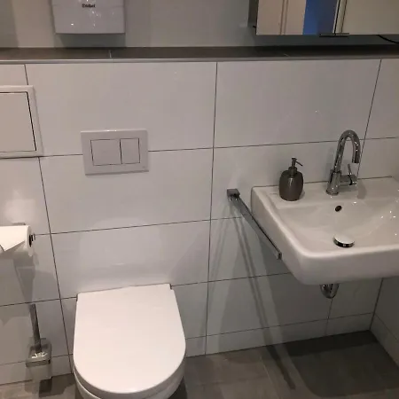 Riverside: Messe/business/fewo