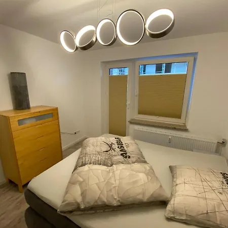 Riverside: Messe-, Business-, Ferienwohnung Leichlingen