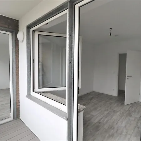 Riverside: Messe/business/fewo *