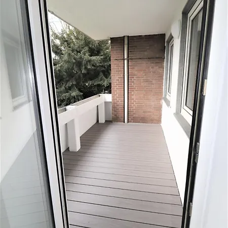 Riverside: Messe/business/fewo Chata *