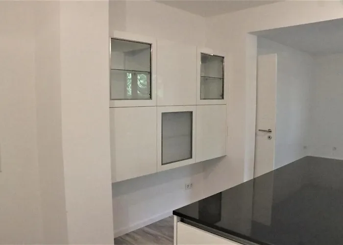 Lodge Riverside: Messe-, Business-, Ferienwohnung *