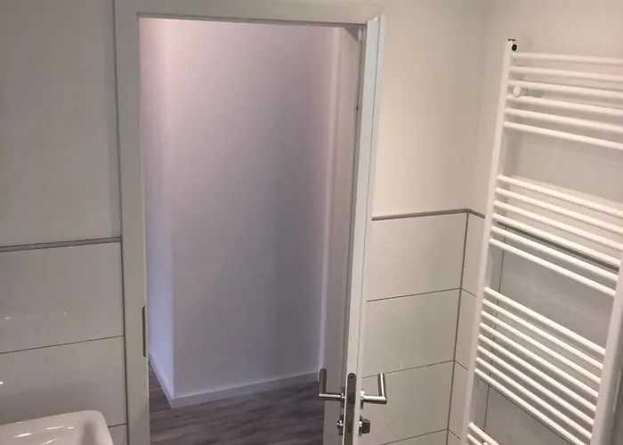 Riverside: Messe-, Business-, Ferienwohnung Lodge