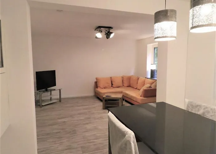 Riverside: Messe-, Business-, Ferienwohnung Lodge *