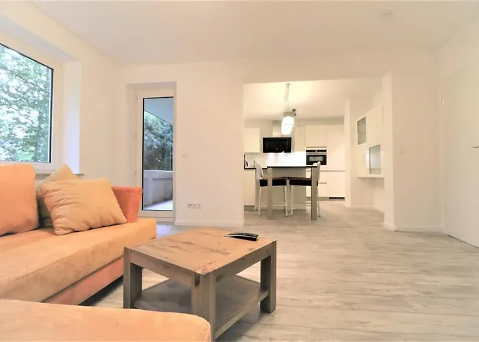 Riverside: Messe-, Business-, Ferienwohnung Lodge Leichlingen